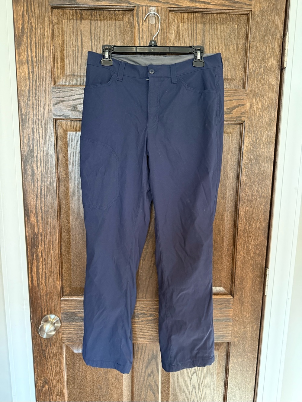 Eddie Bauer Navy Fleece Lined Stretch Cargo Pants 32x30